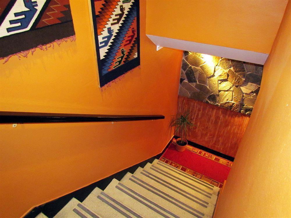 Intiwasi Hotel Santiago del Cile